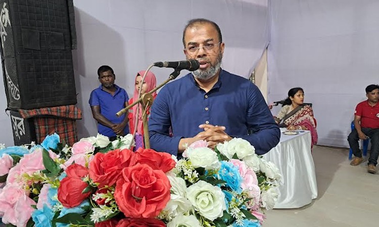 ‘জন্মের পর প্রত্যেকের একটি করে গাছ লাগানো উচিত’ : পরিবেশ প্রতিমন্ত্রী