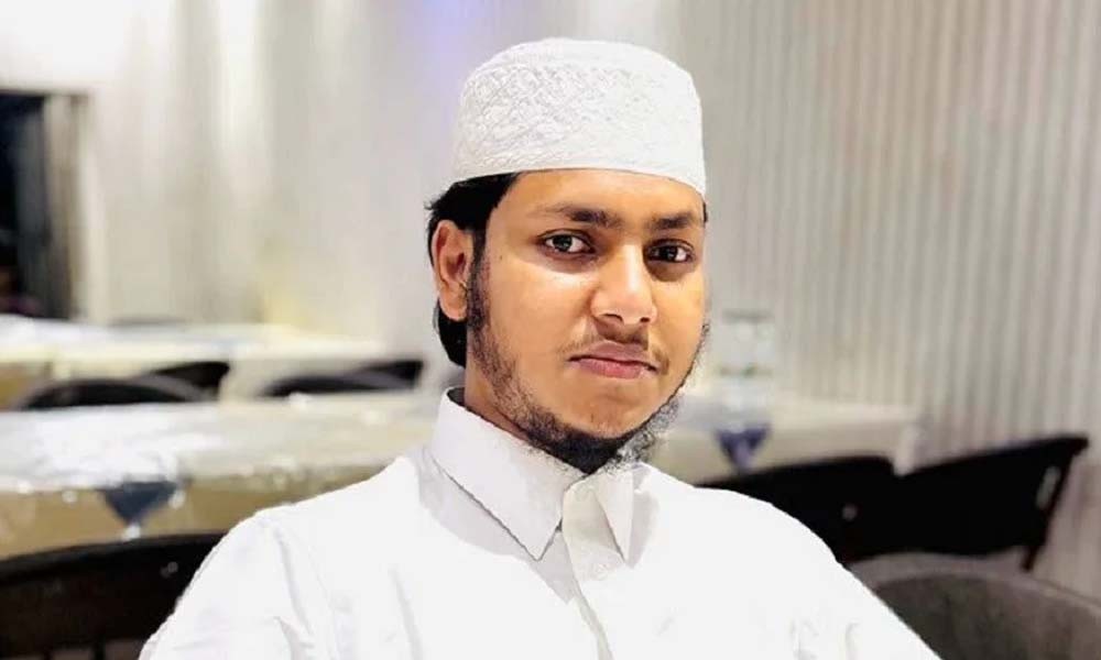 ‘আপাতত থেমে গেলাম, এ বিষয়ে আর কথা বলব না’